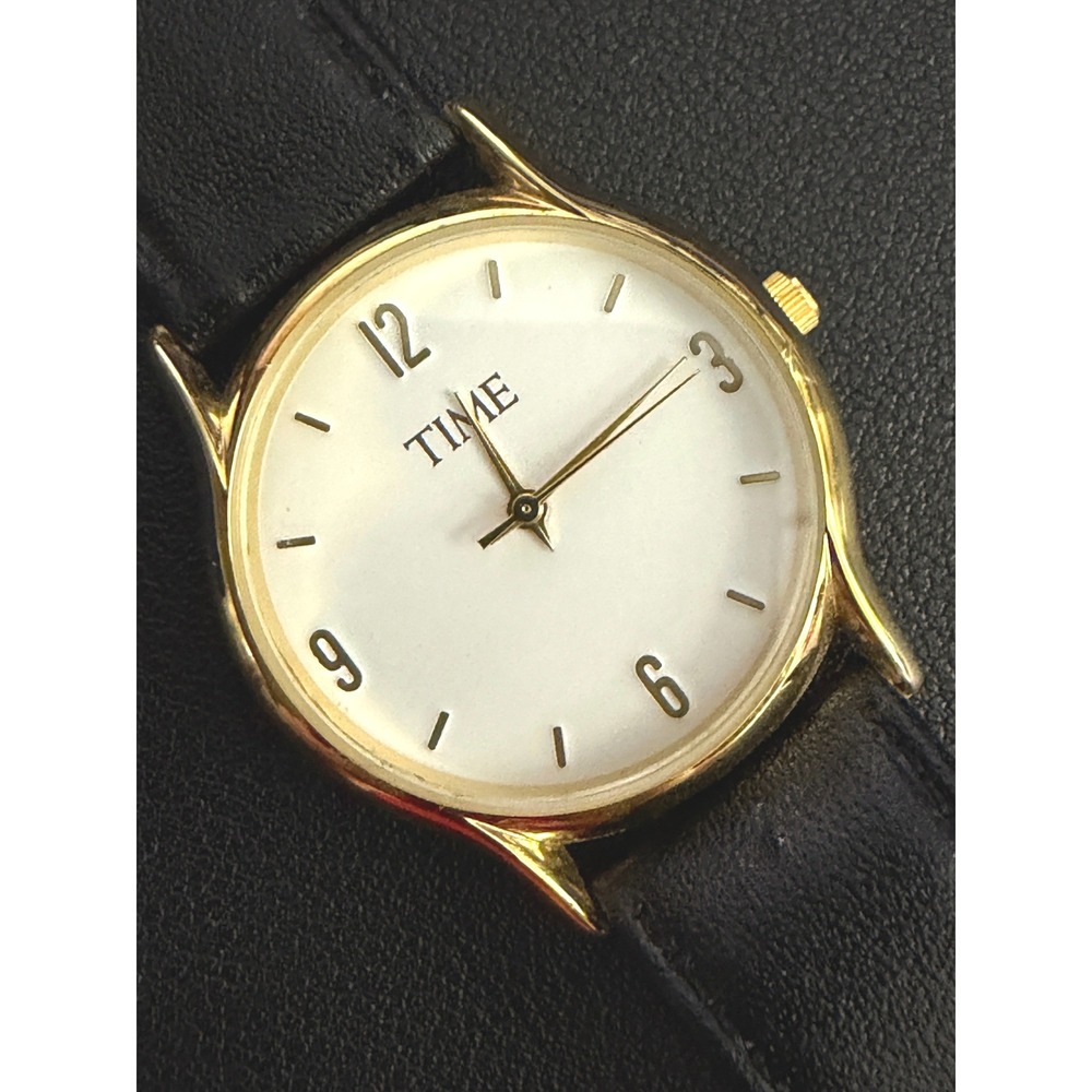 TIME Watch Womens Gold Tone Black Leather New Battery